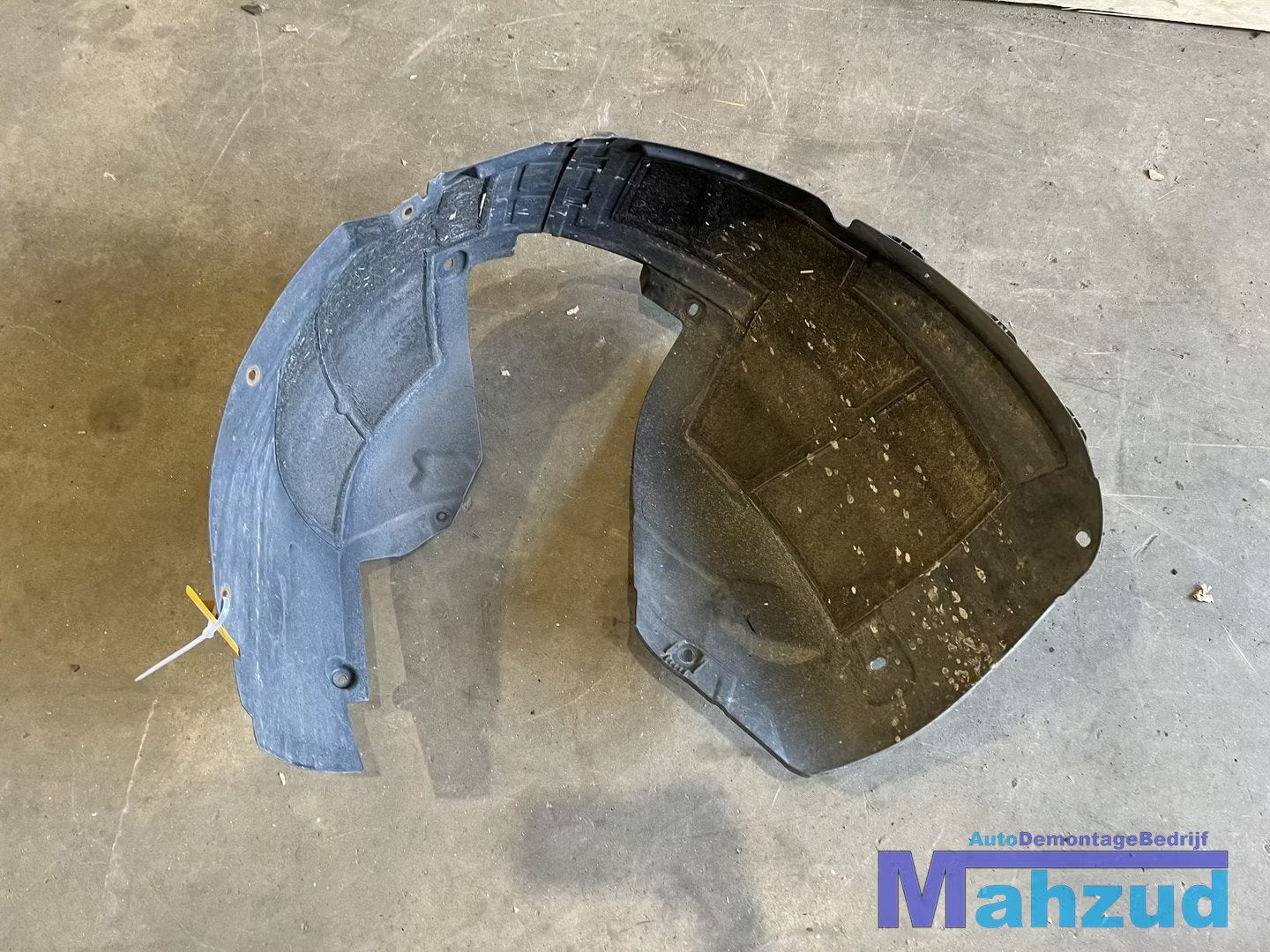 OPEL MERIVA B links voor modderkuip wielkuip 2010-2017, Opel Automobile GmbH, Avant, Opel, Bahnhofsplatz 1
65423  Russelsheim am Main, DE