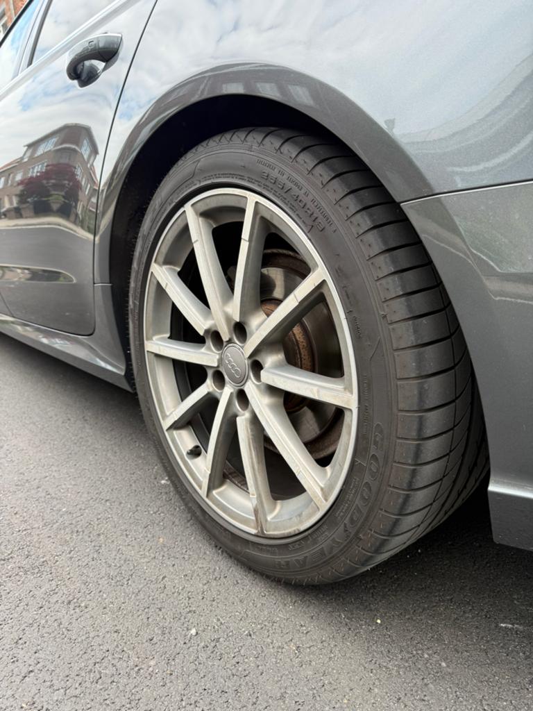 Audi velgen met nieuwe banden ! 19 inch, Autos : Pièces & Accessoires, 255 mm, Véhicule de tourisme, Pneus été, Pneu(s)