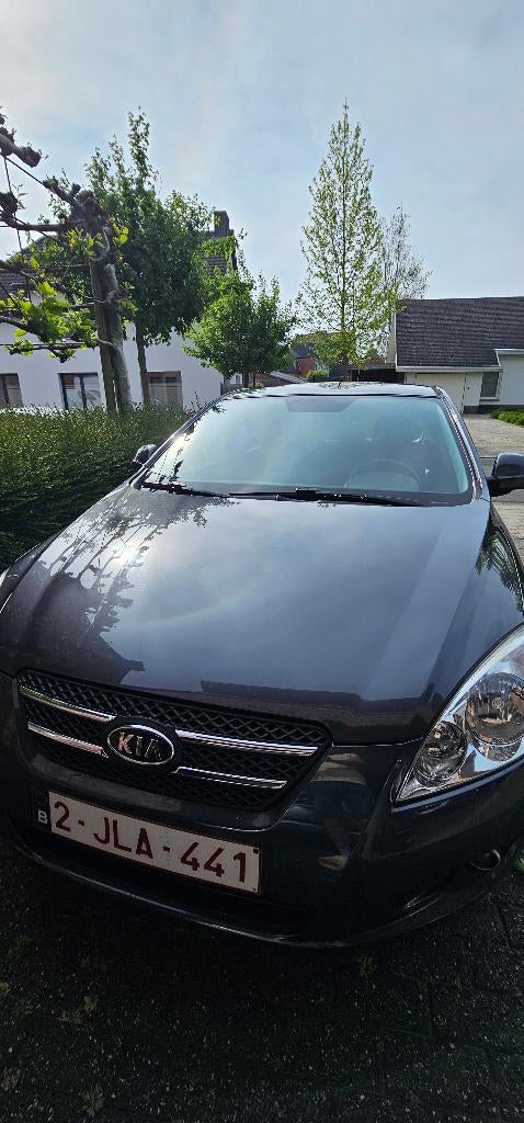Kia Ceed 1600 Diesel, Auto's, Voorwielaandrijving, Stof, Zwart, 4 cilinders