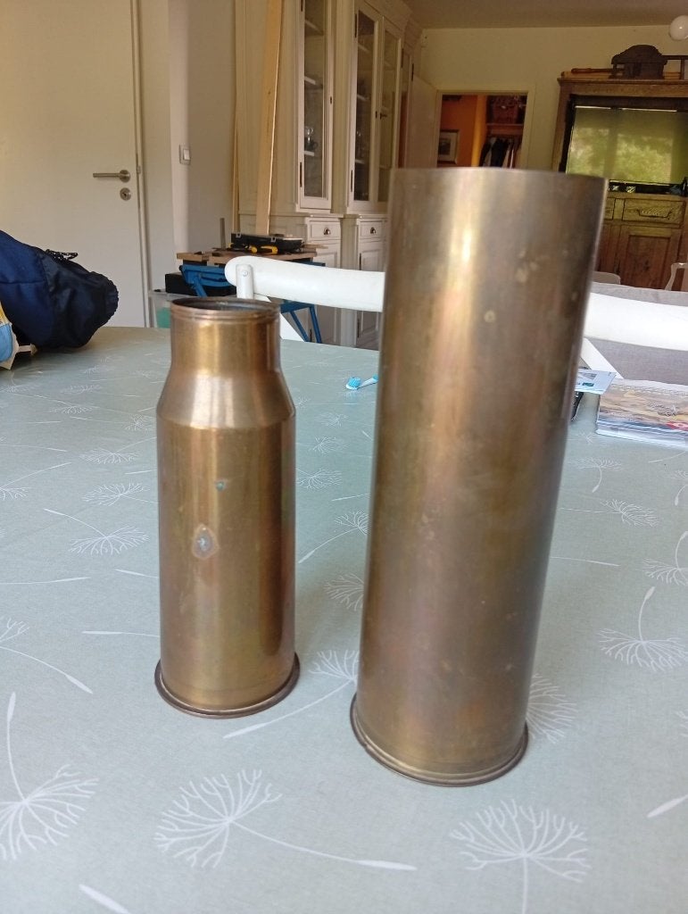 Lot : 2 douilles d'obus - laiton, Collections, Enlèvement ou Envoi