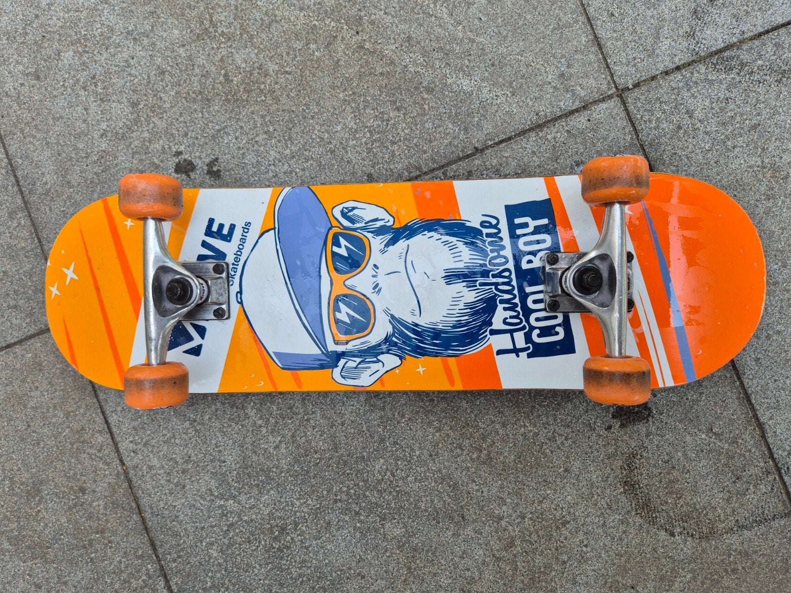 Skateboard Move Handsome Cool Boy design, Ophalen, Zo goed als nieuw, Skateboard, Longboard