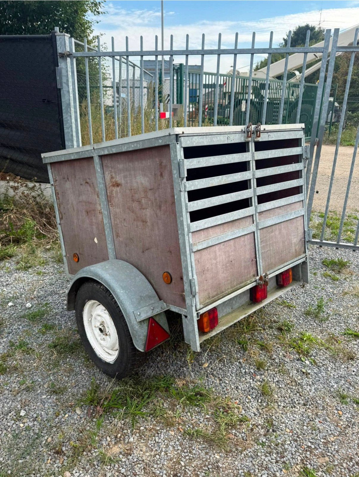 Remorque pour chien, Bricolage & Construction, Enlèvement, Utilisé