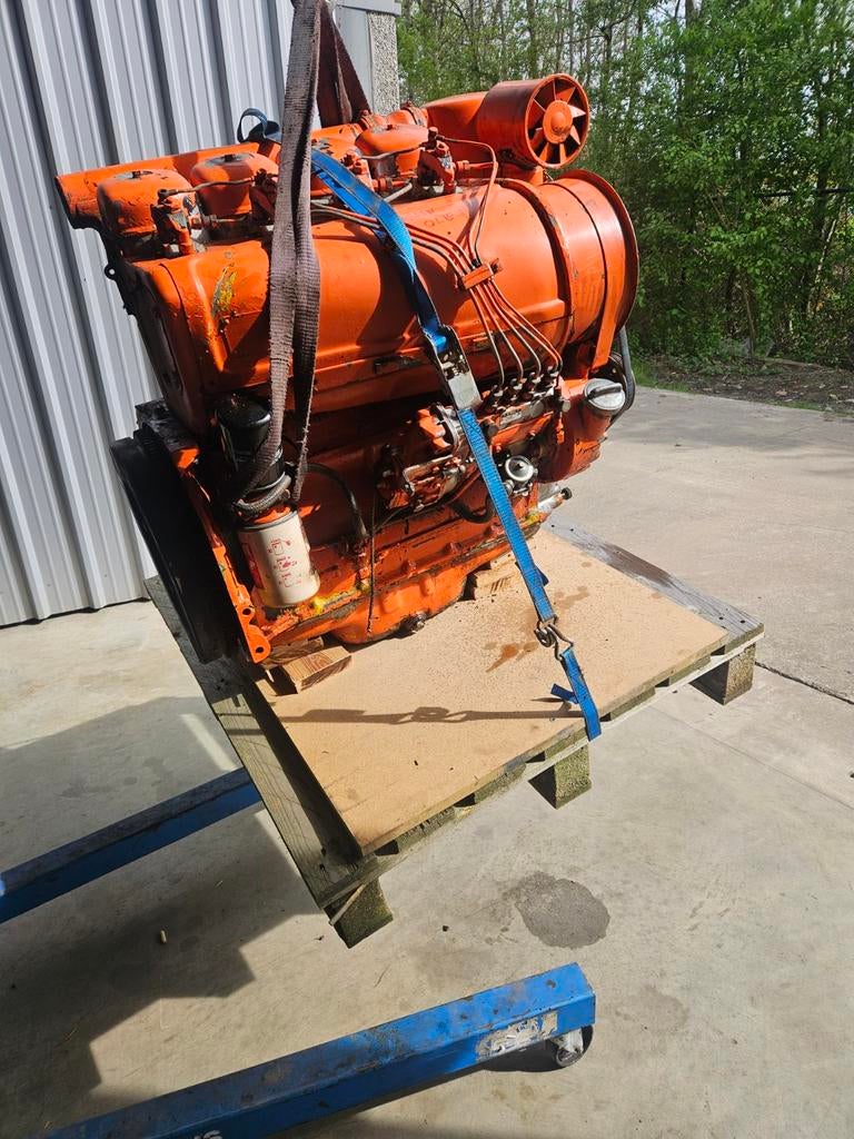 Gevraagd deutz motoren 2,3,4 en 6 cilinder, Ophalen