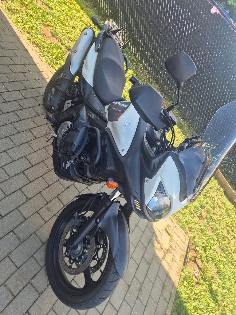 Suzuki v strom 650, Motoren, 2 cilinders, Occasion, Motorrijbewijs A, Particulier