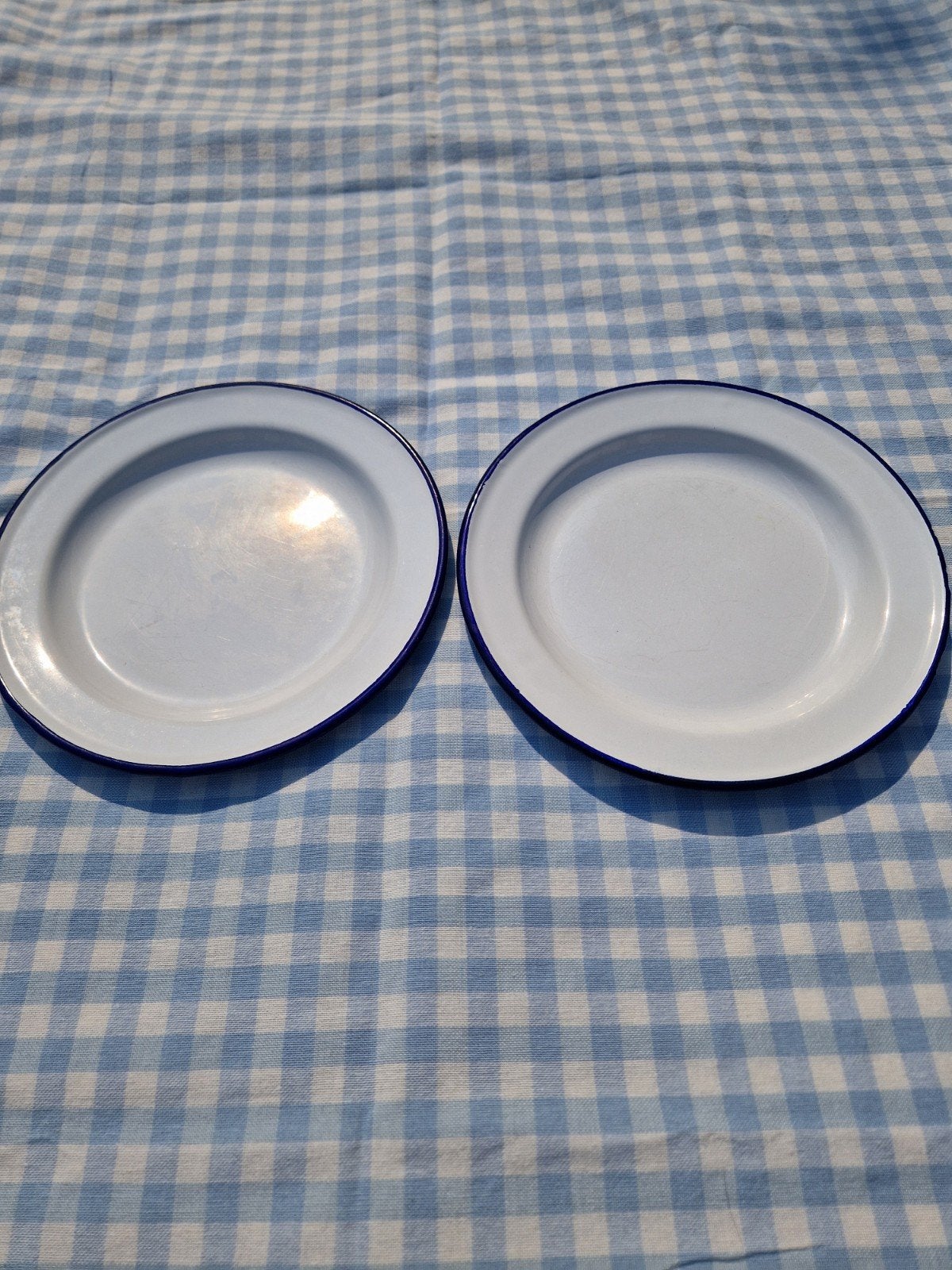 2 assiettes en tôle émaillée Yougoslavie, Ophalen of Verzenden