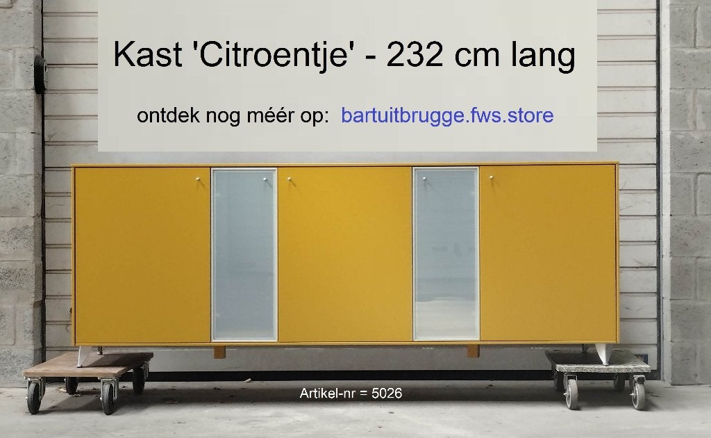 Kast - Buffetkast - Woonkamer - Vitrine (mat glas), Huis en Inrichting, Ophalen, Glas