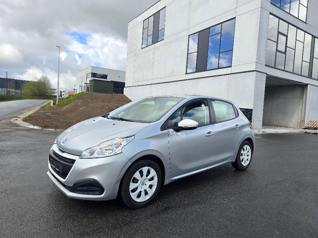 Peugeot 208 1.0i - 66 000 km - 03/2016 - GEKEURD VOOR VERKOO, Auto's, Voorwielaandrijving, 4 deurs, Stof, 50 kW