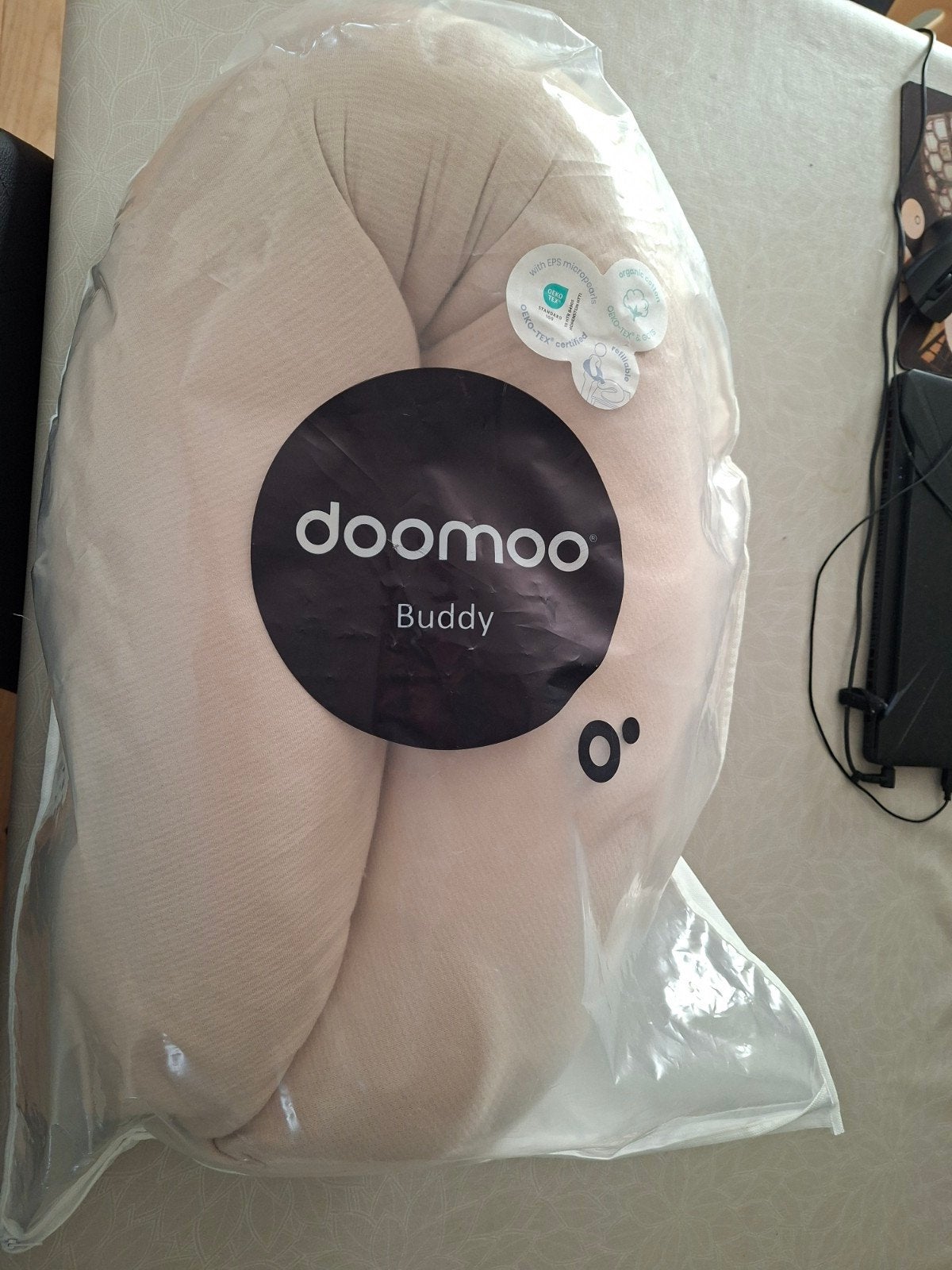 Coussin d'allaitement Domoo - beige, Enlèvement