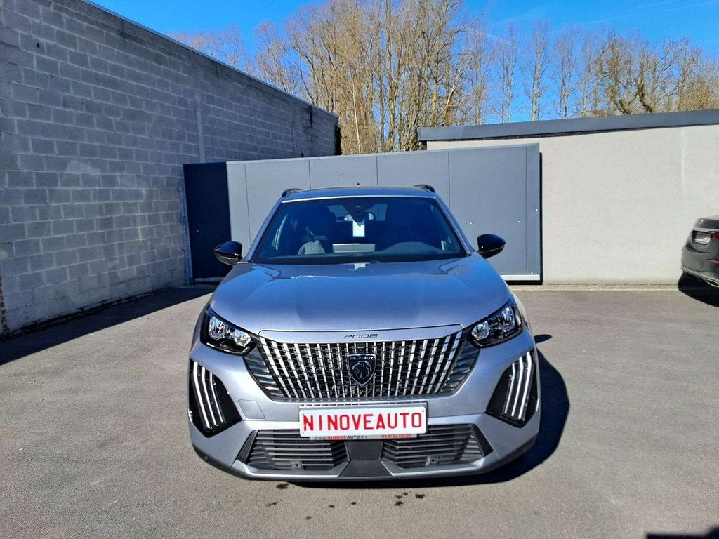 Peugeot 2008 1.2Turbo Allure 360CAM PARKHULP V&A CARPLAY A, Voorwielaandrijving, https://public.car-pass.be/vhr/3ee826f9-6e6a-4bc3-b932-fad137b82ffa