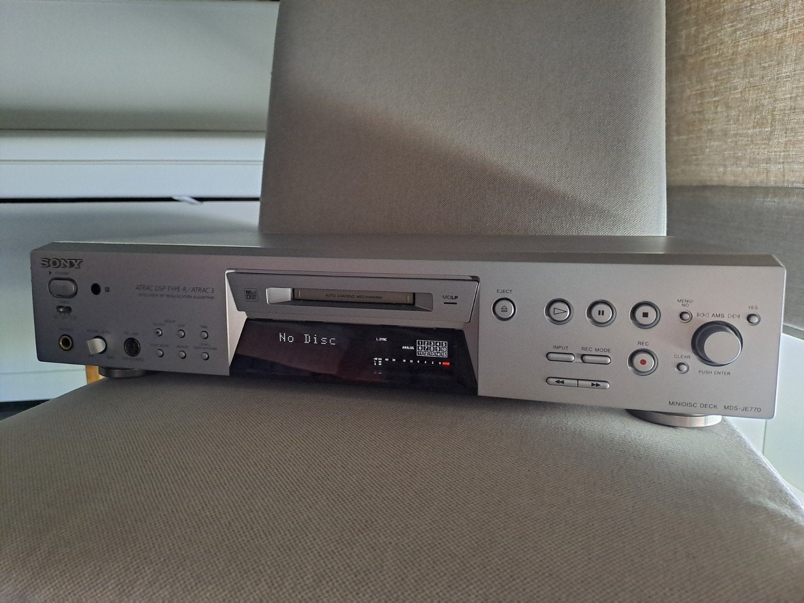 Sony MiniDisc MDS-JE770., TV, Hi-fi & Vidéo, Lecteurs DVD, Utilisé, Sony, Enlèvement