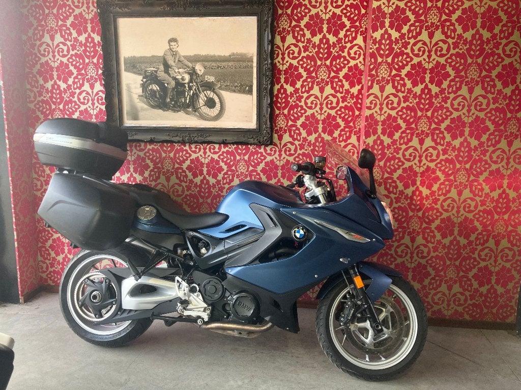 BMW F800GT 2018 met koffers en garantie, Motoren, 2 cilinders, Motorrijbewijs A, ABS, Bedrijf