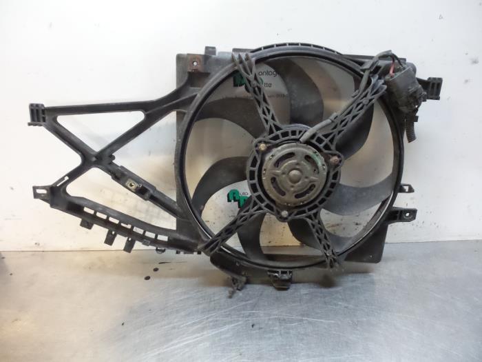 Ventilateur d'un Opel Corsa (Corsa C 00-), -, Opel, 3 mois de garantie, Utilisé