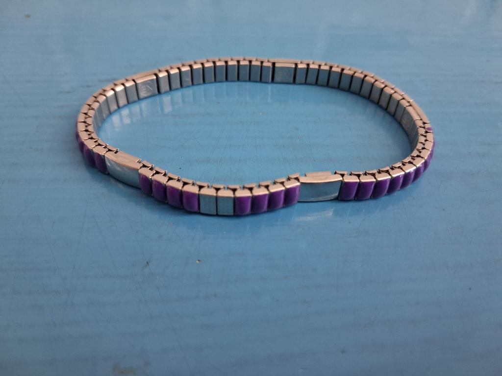 magnetisch armbandje zilver/lila, Ophalen of Verzenden, Gebruikt, Zilver, Zilver