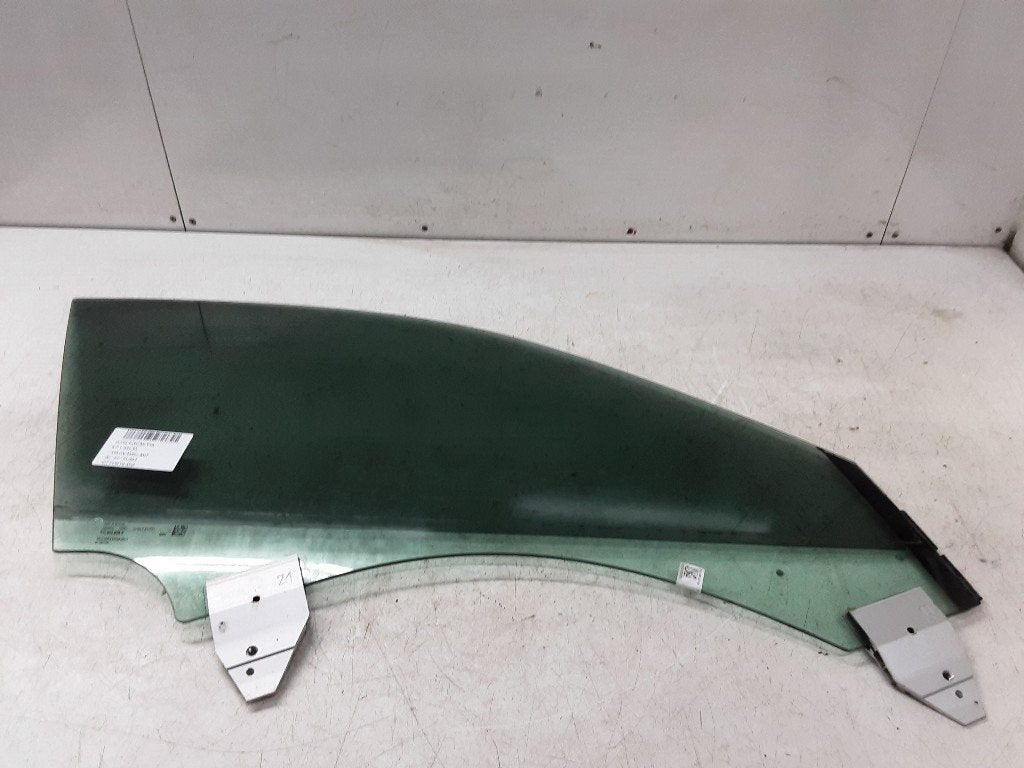 PORTIERRUIT RECHTS VOOR Porsche Taycan (Y1A) (9J1845828B), Auto-onderdelen, Ruiten en Toebehoren, Gebruikt, Rue de l'Espoir 34 34
4030  GRIVEGNÉE, BE