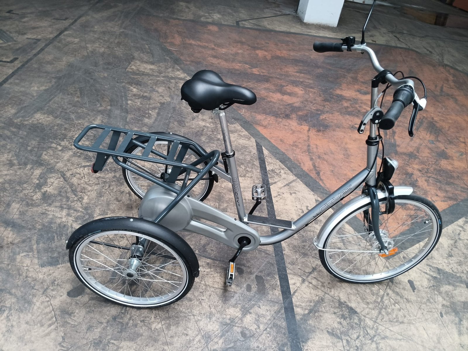 Driewieler, Fietsen en Brommers, Ophalen, Zo goed als nieuw