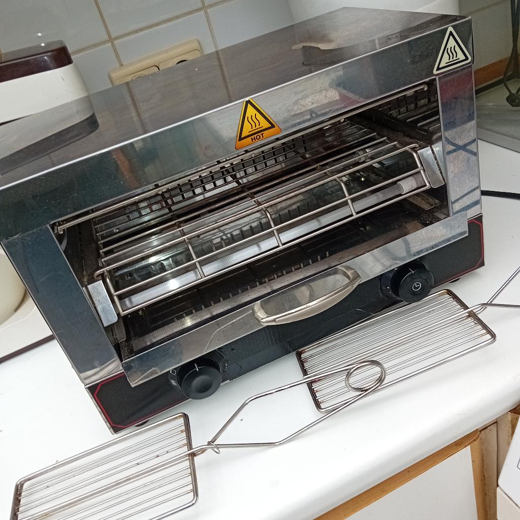 Toasteur salamandre professionnel 220volts, Ophalen, Gebruikt