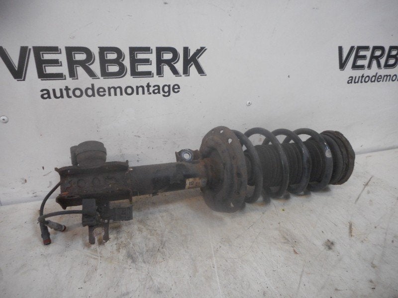 SCHOKBREKER RECHTS VOOR Opel Astra H SW (L35) (13182349), Gebruikt, Opel, Opel Automobile GmbH, Kontakt-opel@opel.com