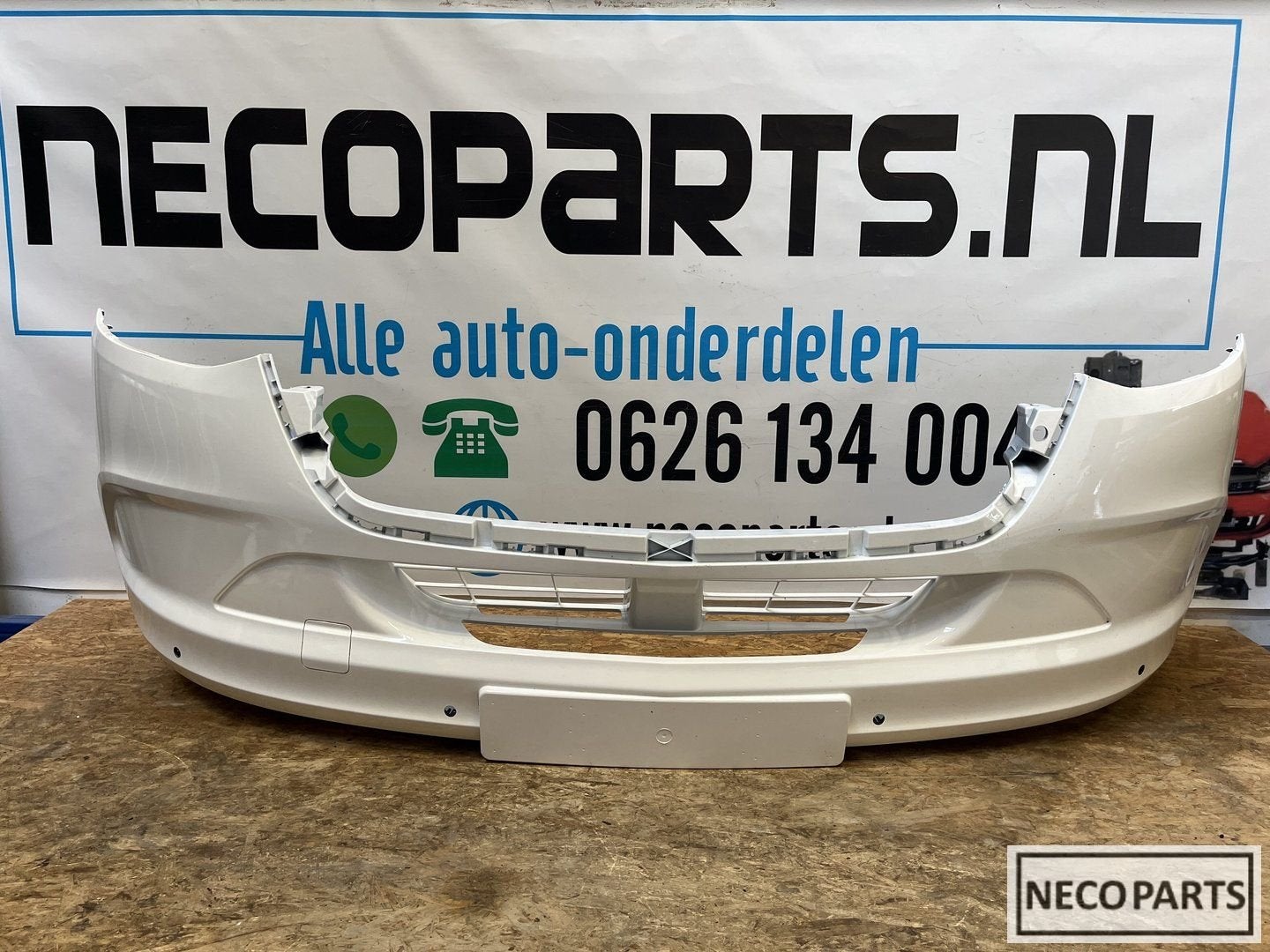 MERCEDES SPRINTER 2022 VOORBUMPER ORGINEEL A9108856100, Autos : Pièces & Accessoires, Autres pièces automobiles, Mercedes-Benz
