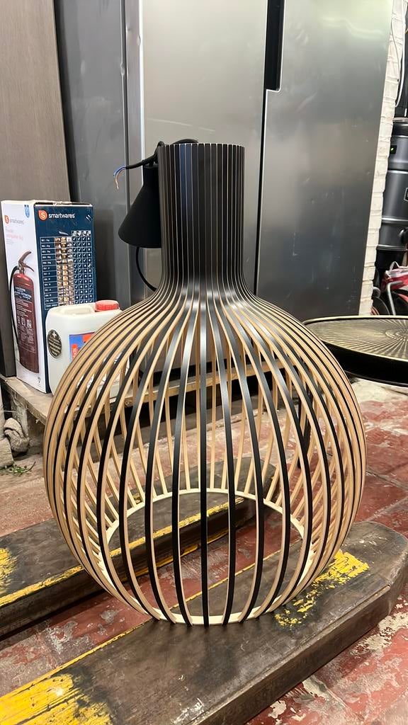 Secto design OY lamp, Ophalen, Nieuw, Hout, 50 tot 75 cm