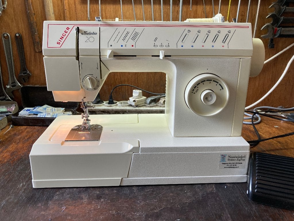 Singer Melodie 20 naaimachine - eenvoudige kwaliteitsmachine, Hobby en Vrije tijd, Ophalen of Verzenden, Gebruikt, Naaimachine