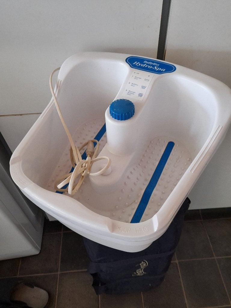 Bain de pieds BaByliss Hydro Spa, Enlèvement, Utilisé, Soin des mains et des pieds