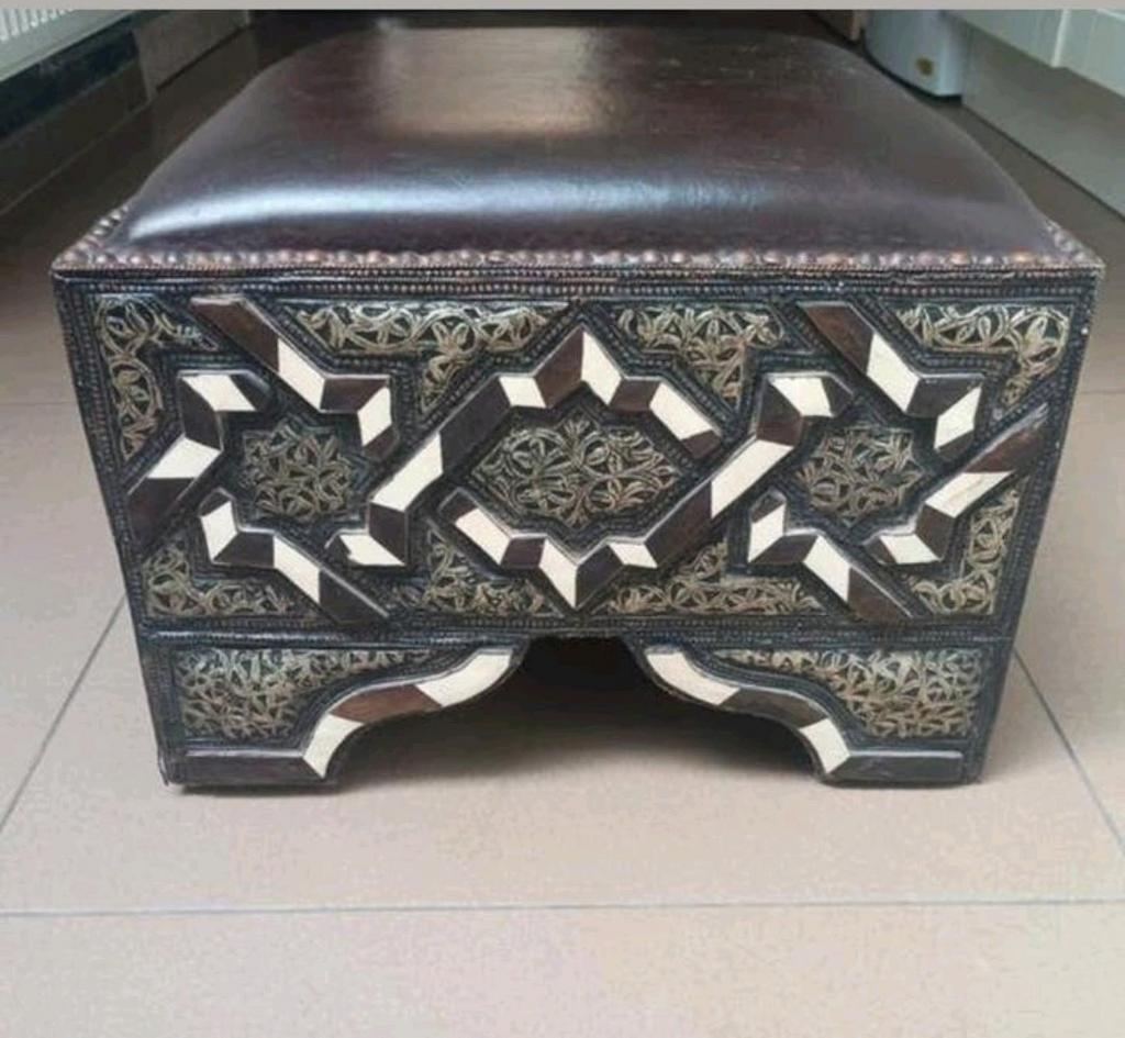 2 authentieke Marokkaanse poefs, Huis en Inrichting, Kasten | Ladekasten, Ophalen, Metaal