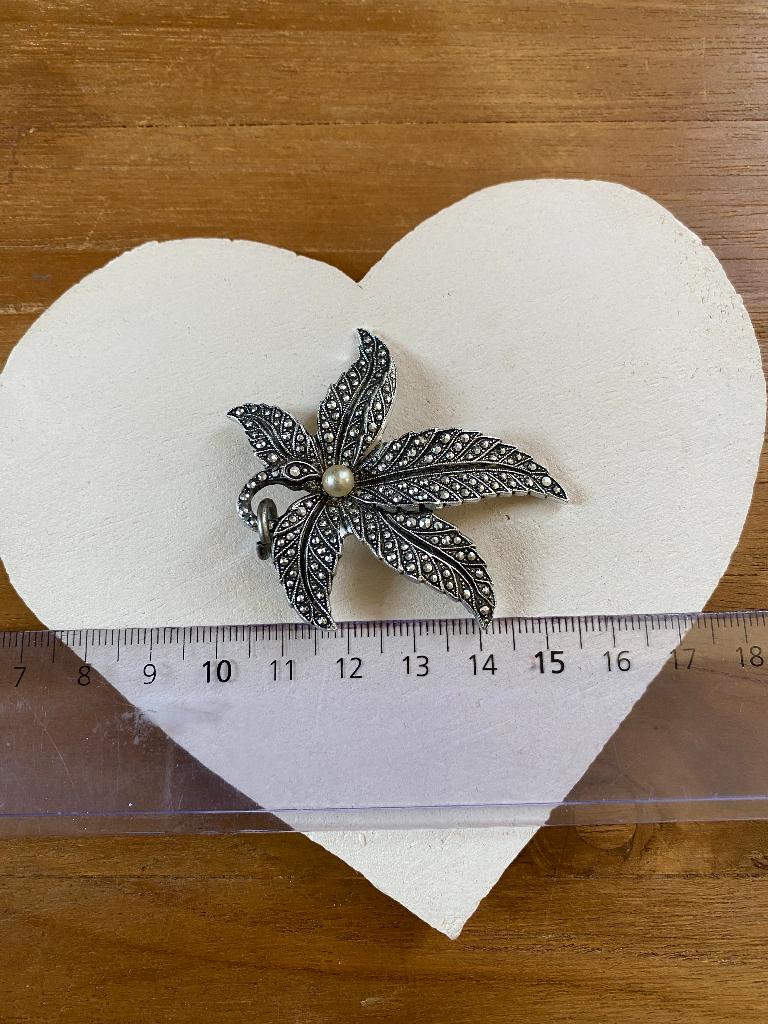 Broche Vintage, Enlèvement ou Envoi, Utilisé, Argent, Autres matériaux