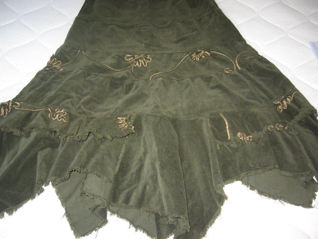 Vernietigde lange rok in flesgroene fluwelen stijl, Kleding | Dames, Rokken, Beige, Ophalen of Verzenden, Zo goed als nieuw, Maat 36 (S)