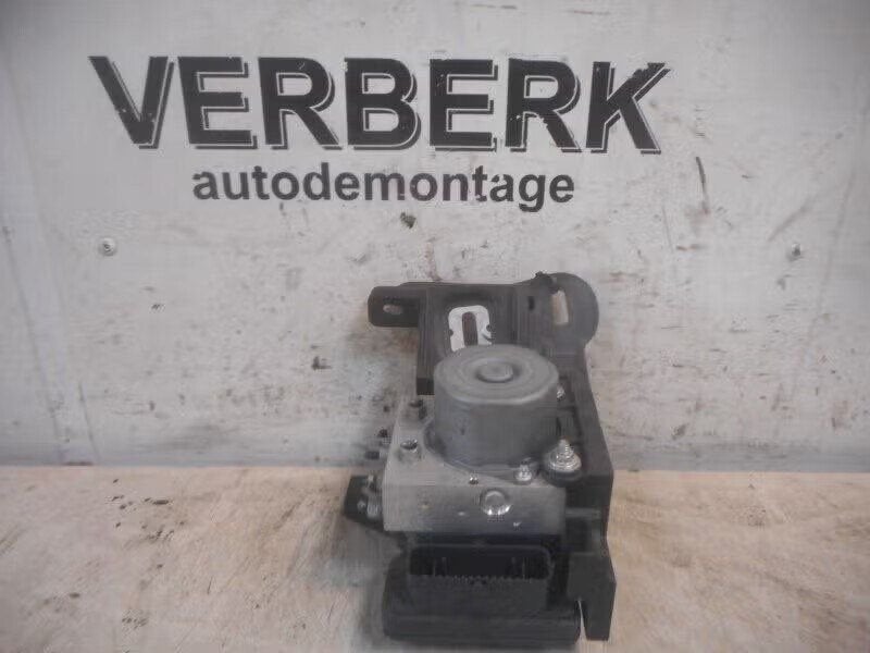 ABS POMP Opel Corsa E (01-2014/06-2019) (39002554), Auto-onderdelen, Bahnhofsplatz 65423 Rüsselsheim am Main, DE, Gebruikt, Opel