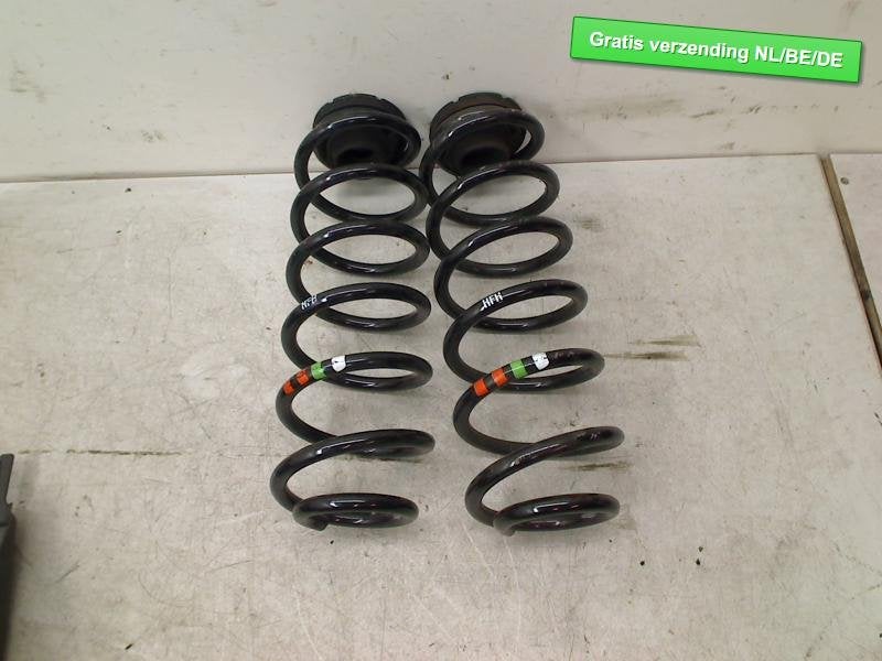 SCHROEFVEER ACHTER verenset s-line A1 Sportback (8XA / 8XF), Gebruikt, Dhr. R. de Gouw, Audi, De Bloemendaal 21 21
5221 EB  'S HERTOGENBOSCH, NL