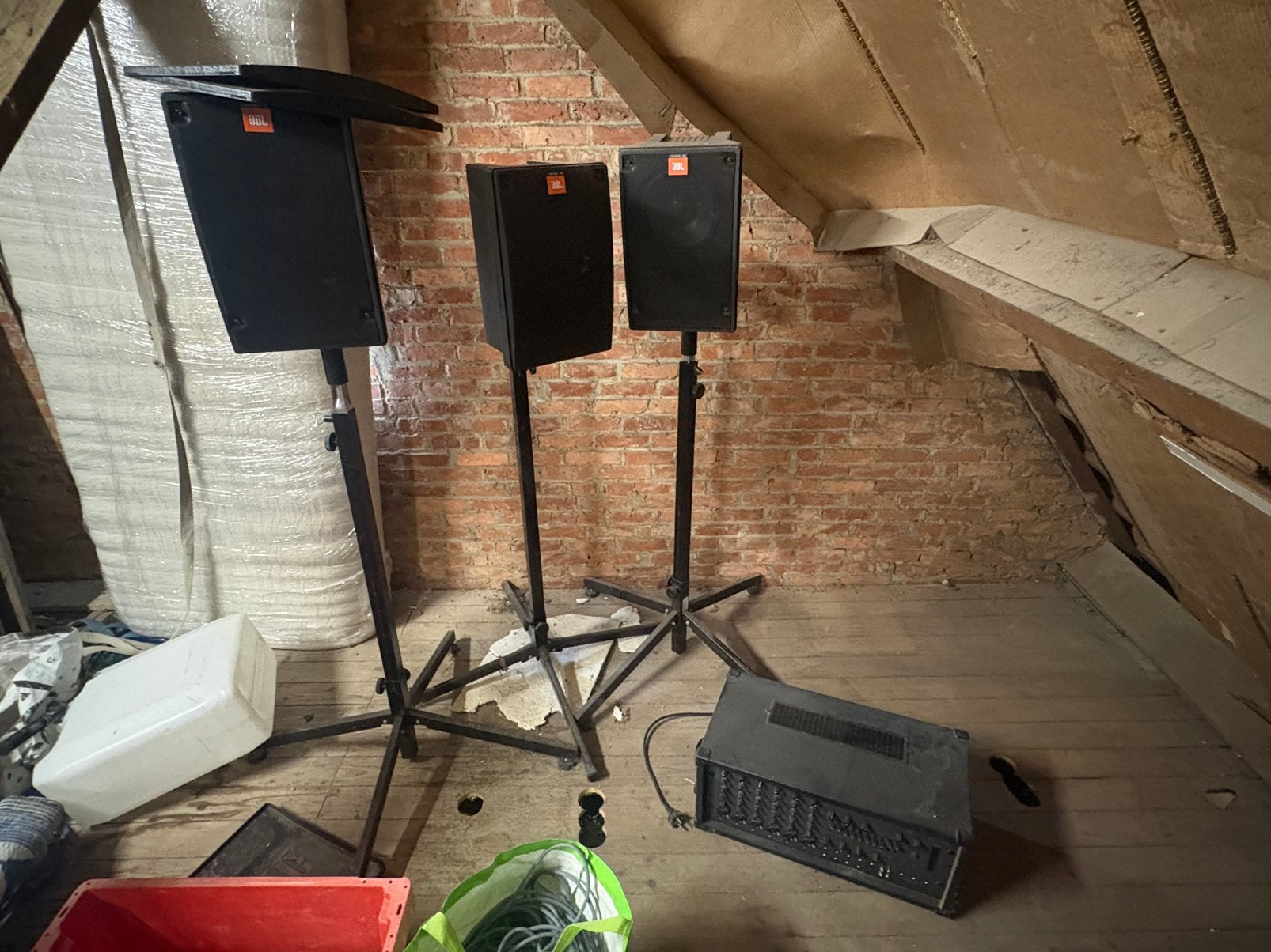 JBL geluidsset + TOA-mixer — compleet, Ophalen, Zo goed als nieuw, JBL
