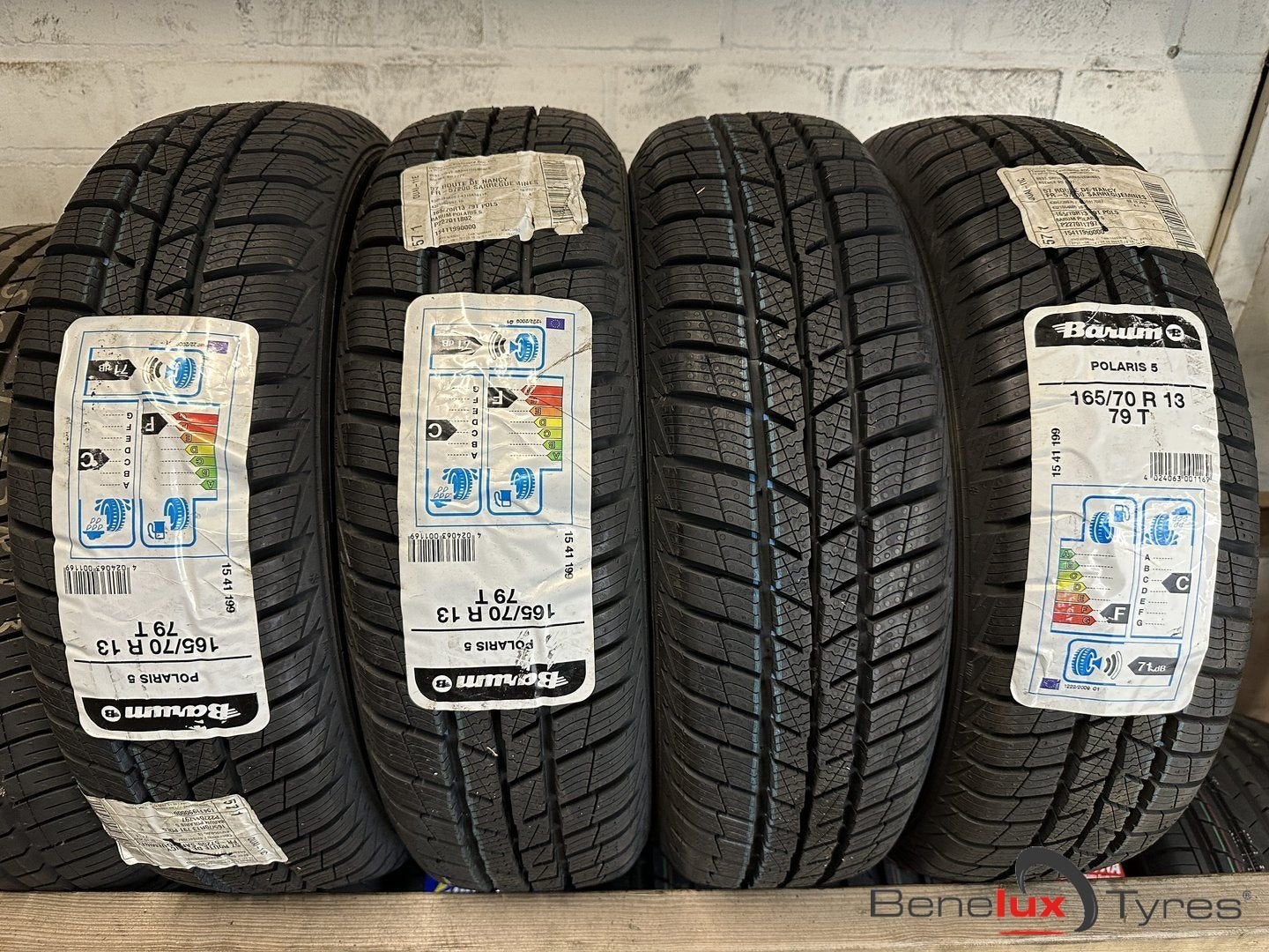 winter NEW 165/70R13 79T Barum 165/70 R13 165/70/13 1657013, Autos : Pièces & Accessoires, Neuf, Pneus hiver, -, Véhicule de tourisme