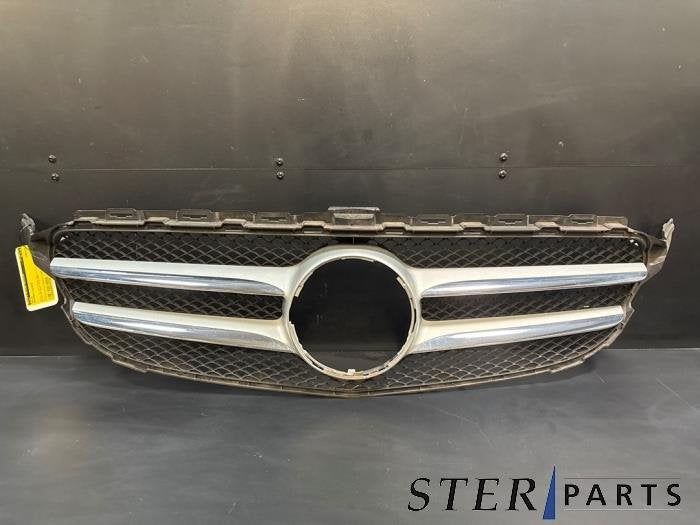 Grille van een Mercedes C-Klasse (9982), Gebruikt, -, Ophalen of Verzenden, -