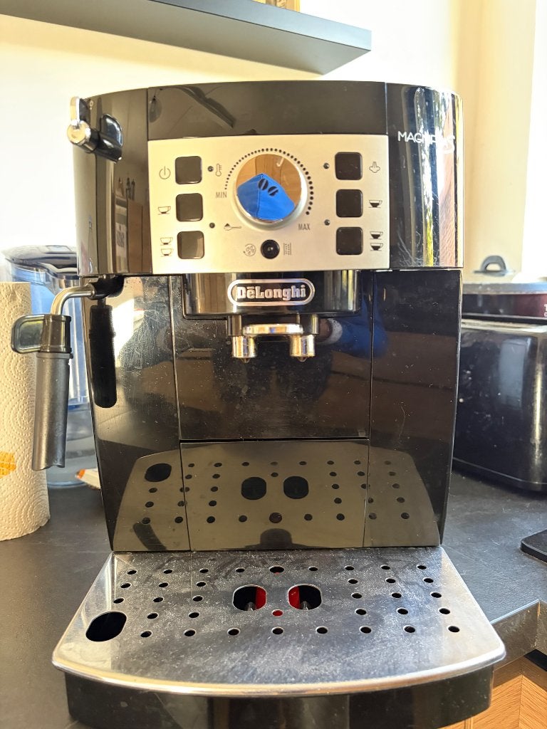 Cappuccino et machine à café DēLonghi, Electroménager, Enlèvement, Comme neuf, Cafetière