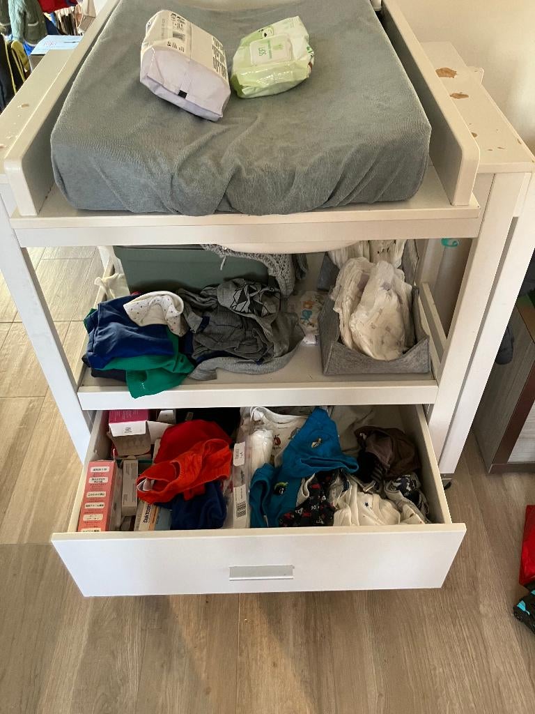 table à langer pour bébé table à langer, Enfants & Bébés, Enlèvement, Utilisé, Coussin à langer