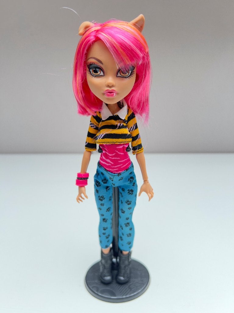 Monster High G1 Howleen Wolf A Pack of Trouble 2014 complète, Enlèvement ou Envoi, Comme neuf, Fashion Doll