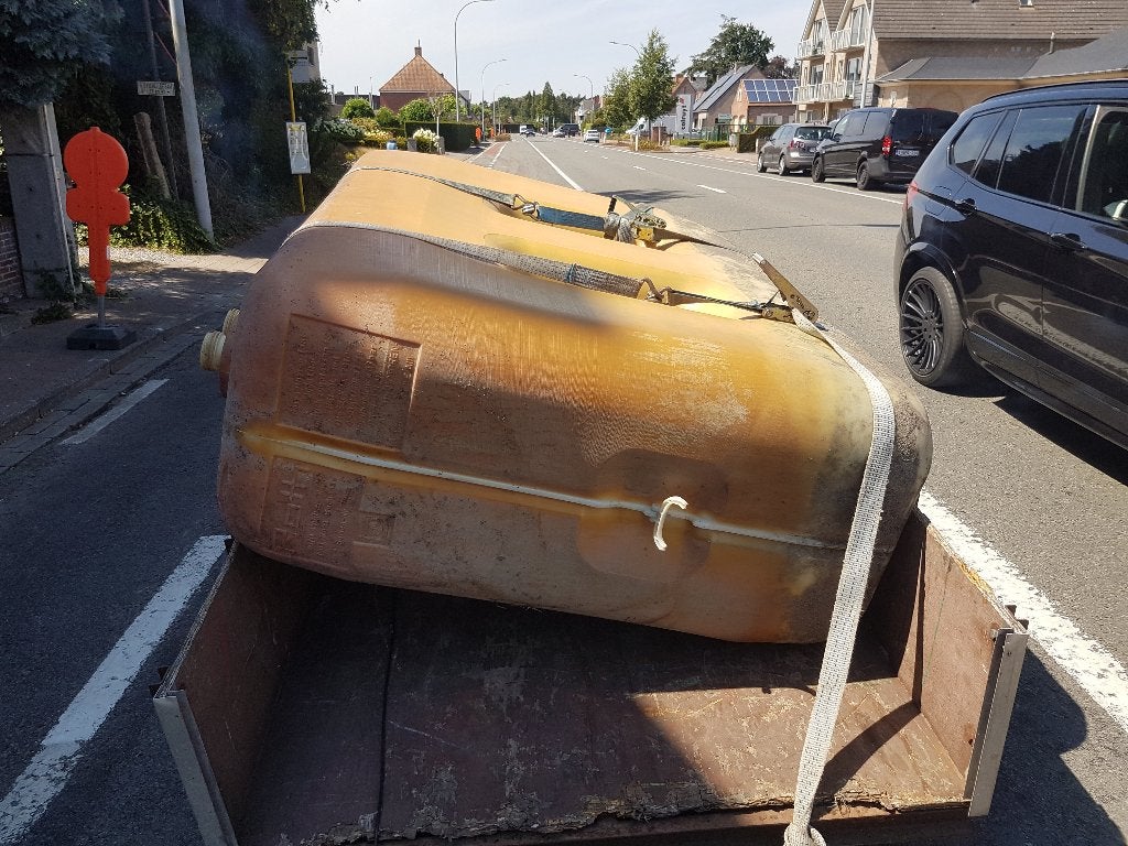 gratis mazouttank 2000l roth, Doe-het-zelf en Bouw, Ophalen