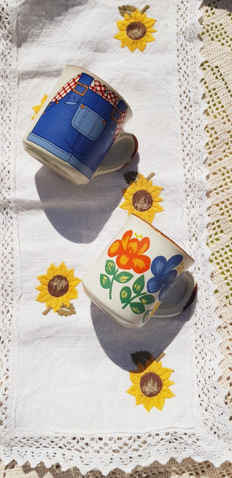 Lot deux 🌿mugs vintage fleurs et autre 🌿, Enlèvement ou Envoi