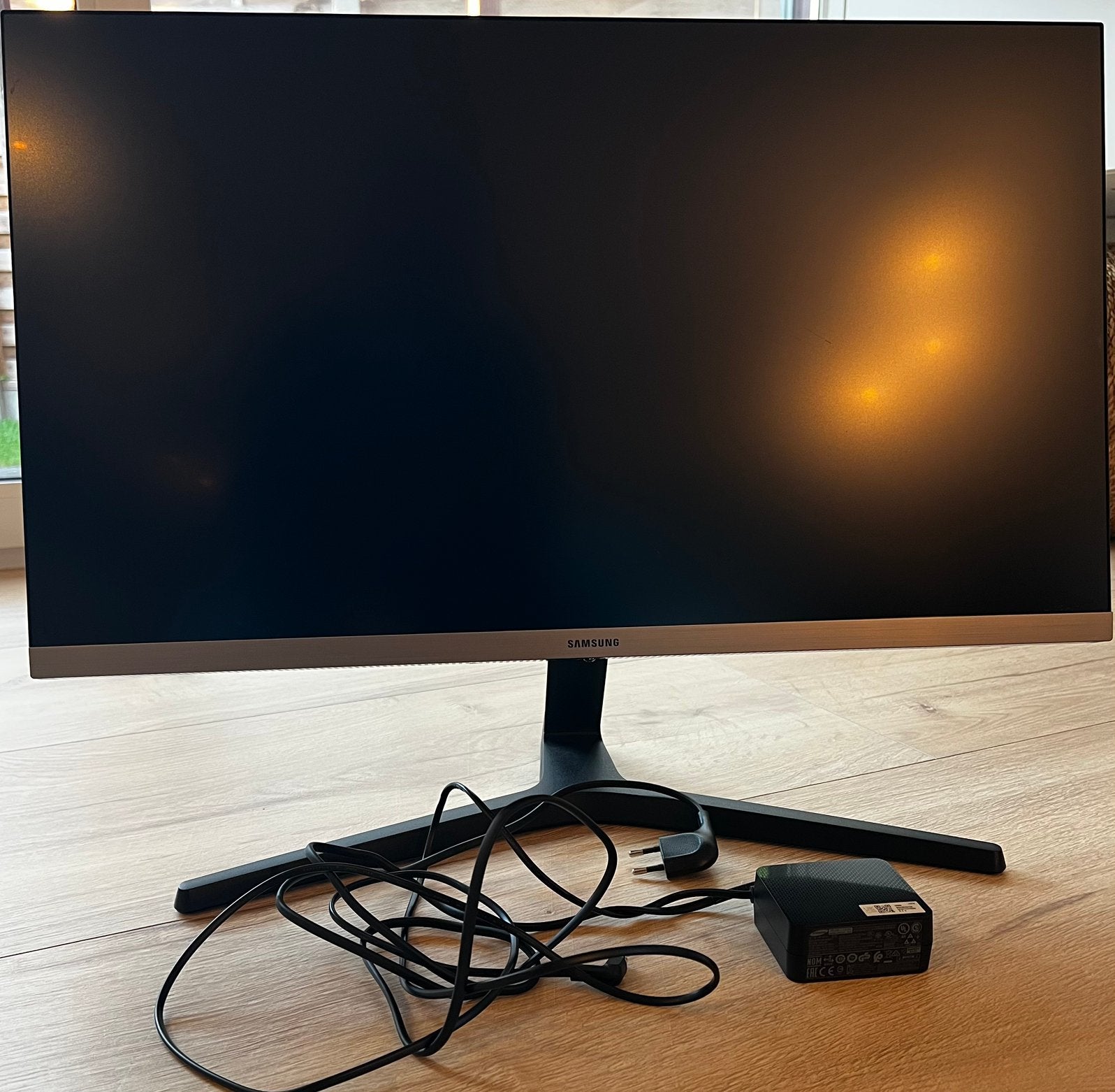 Samsung 28” 4K UHD IPS-monitor, Computers en Software, Draaibaar, IPS, 28", DisplayPort