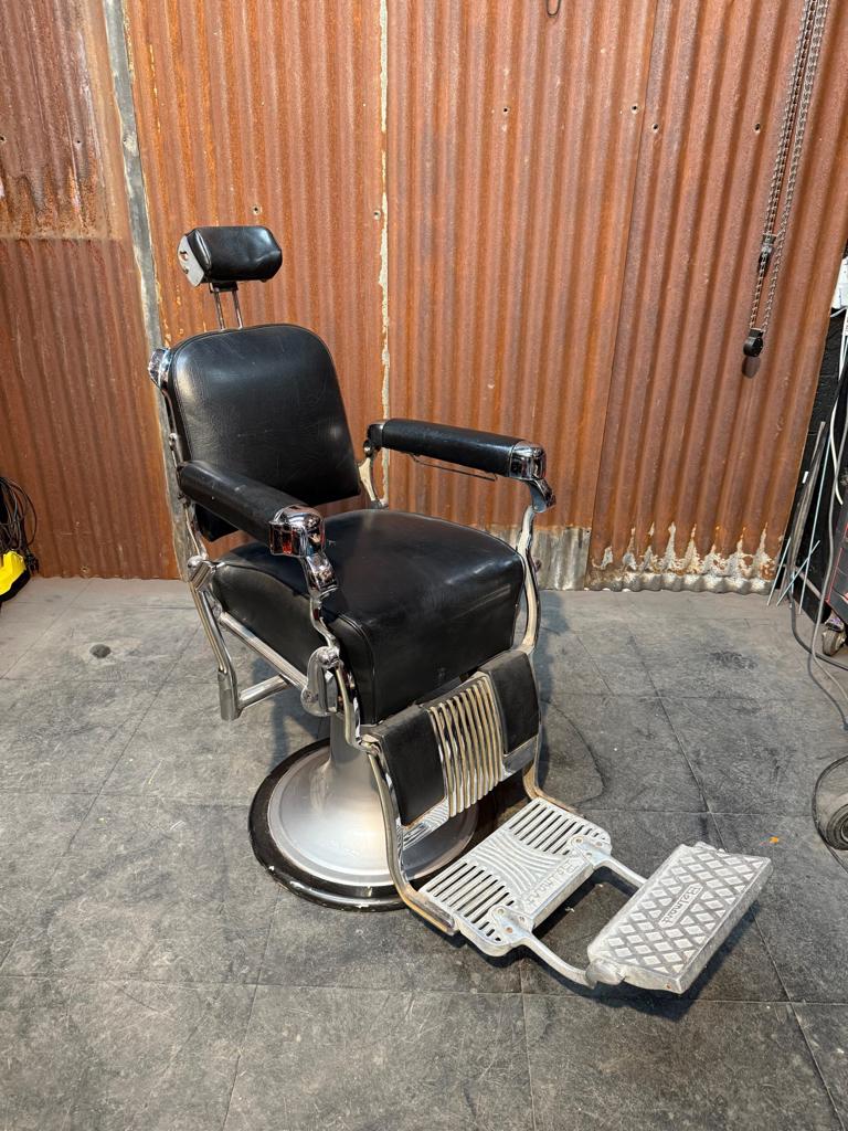 Fauteuil barbier Belmont Legacy de 1950, Enlèvement, Utilisé, Panneau publicitaire