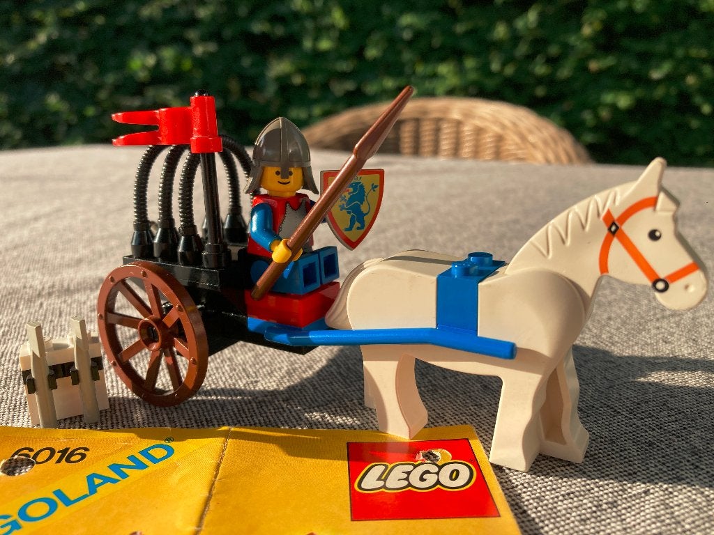 Lego 6016 Knight's Arsenal, Gebruikt, Lego, Ophalen of Verzenden, Inclusief instructies