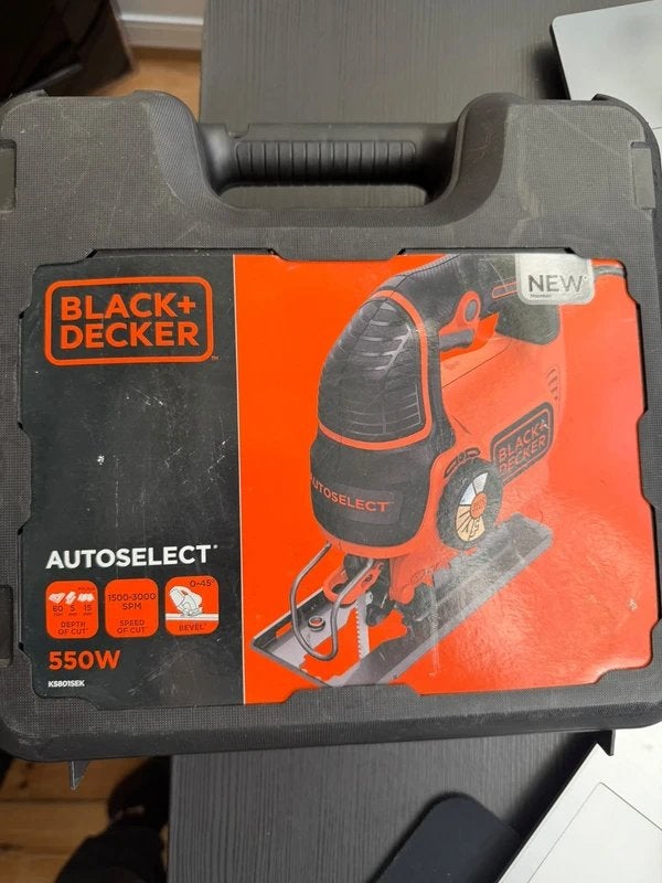 Scie sauteuse Black+Decker (À réparer - Ne s’allume pas), Moins de 600 watts, Enlèvement ou Envoi, 70 mm ou plus, Utilisé