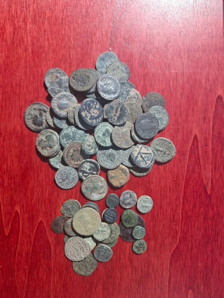 Oude munten: Romeinse Rijk, Oud-Grieks, Byzantijns..., Postzegels en Munten, Ophalen of Verzenden, Overige landen, Losse munt