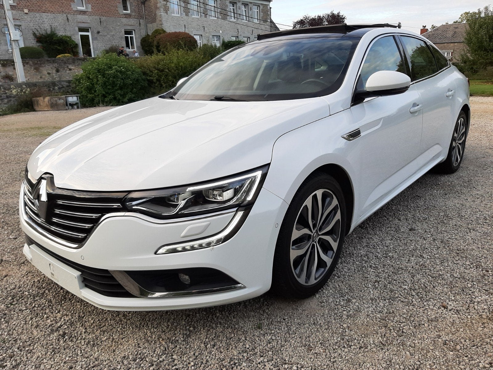 Renault Talisman 1.7 DCI jaar 2019 Euro6-d foutloos, Auto's, Voorwielaandrijving, 4 deurs, 4 cilinders, Leder en Stof