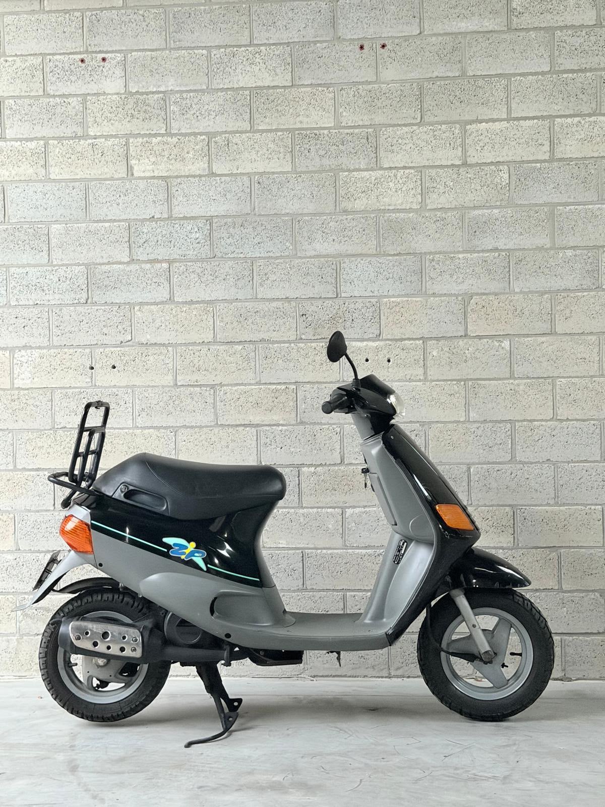 Piaggio zip type 1 / fastrider, Fietsen en Brommers, Snorfietsen en Snorscooters, Ophalen of Verzenden, Zo goed als nieuw, Piaggio