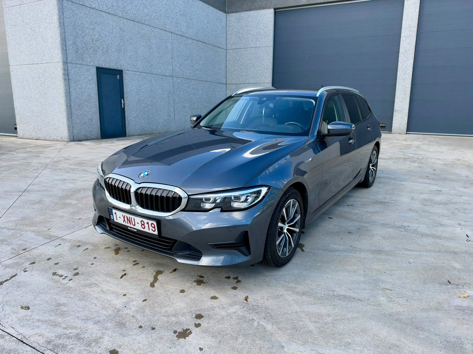 BMW 318d van 2021 bouwjaar, Autos, Cuir, Achat, Carnet d'entretien, Caméra 360°