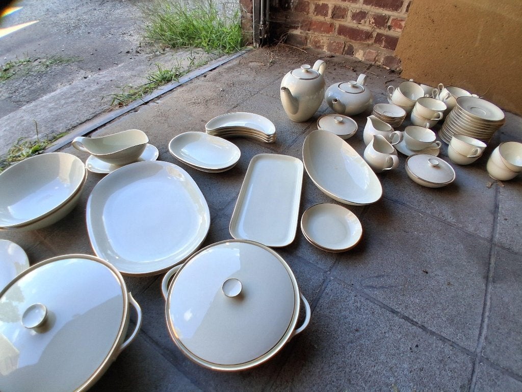 100-delig servies H&C Selb Bavaria Heinrich goldrand, Antiek en Kunst, Ophalen