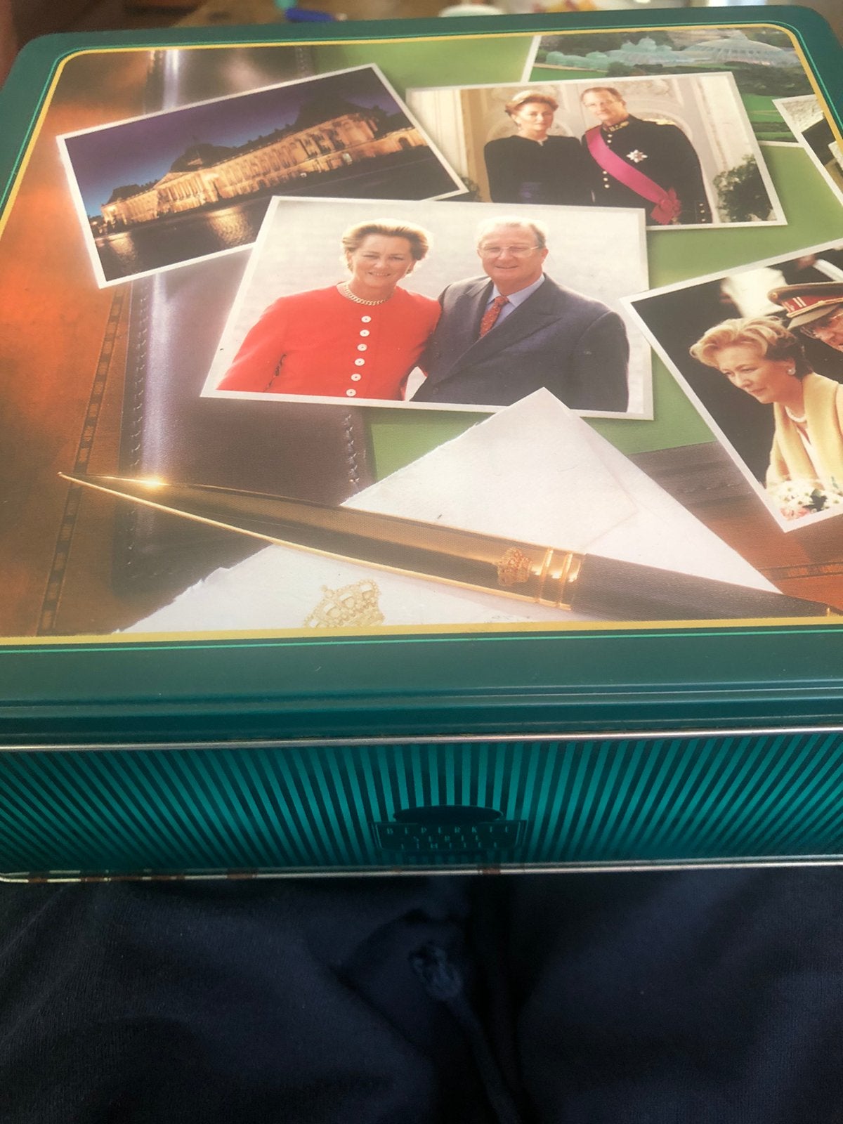 Blikken koekendoos koning Albert en Paola, Ophalen, Zo goed als nieuw