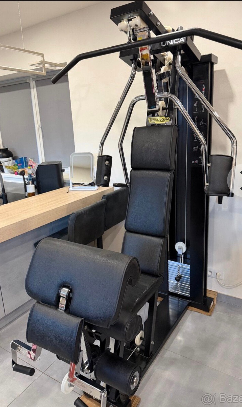 Technogym Unica krachtstation, Ophalen