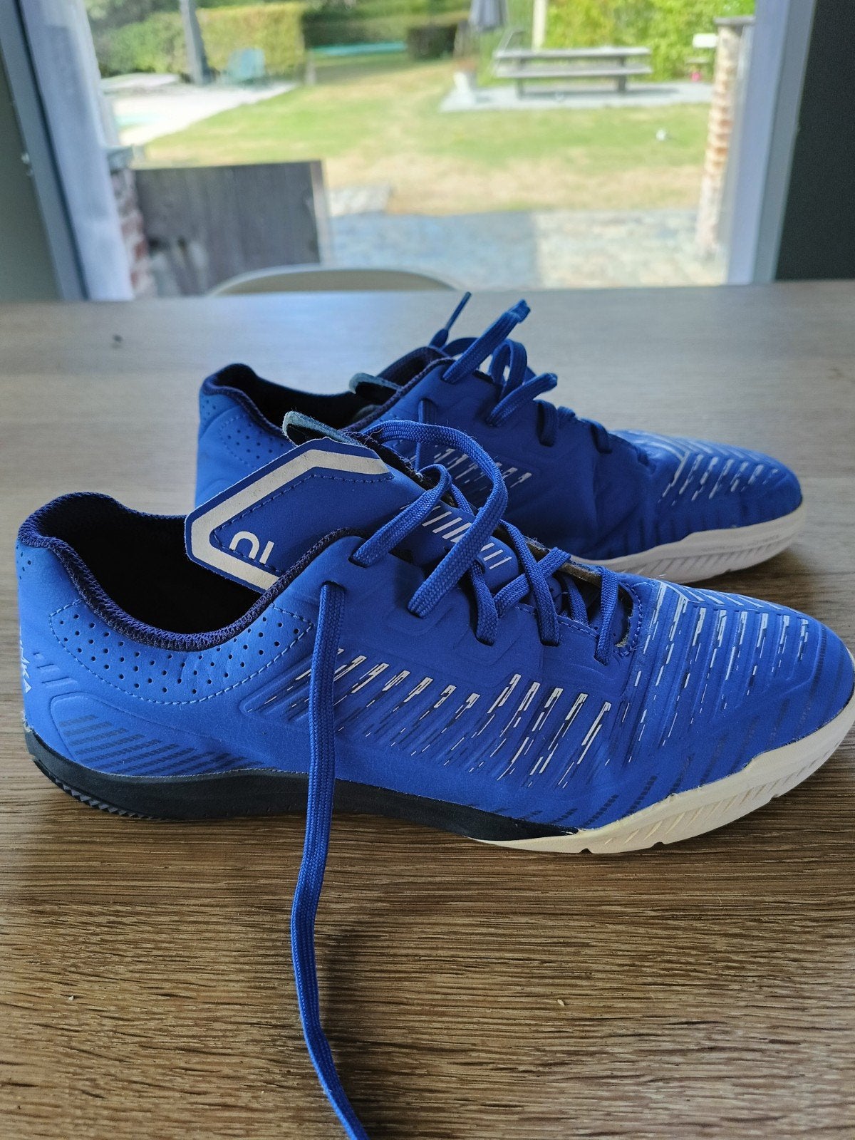 indoor voetbalschoenen, Overige typen, Zo goed als nieuw, Overige sporten, Ophalen